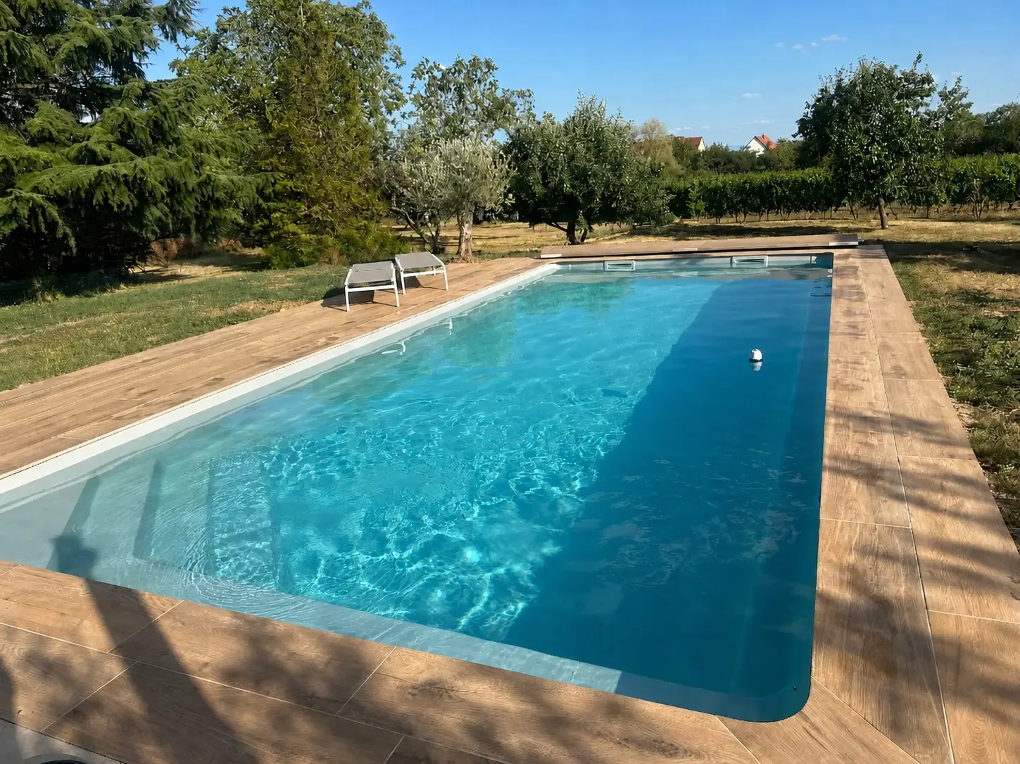 Piscine coque modèle LISEA.