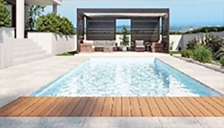 Plancher immergé de piscine